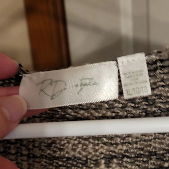 RD Style sweater XL - Picture 2 of 2